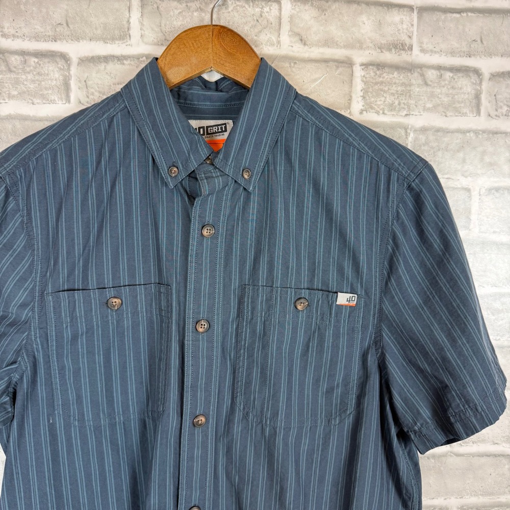 40 Grit Duluth Trading Mens Small Blue Striped Short Sleeve Button Down Shirt
